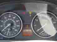 2010 BMW 3 Series 328i z VIN WBAPH5C5XAA439484, wystawiony jako IAAI lot #42719554 z przebiegiem 127 109 mil mil oraz . Historia ofert i sprzedaży dostępna na DreamBid. Obrazek 7.