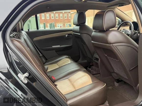 2008 Chevrolet Malibu LTZ with VIN 1G1ZK57B38F286241, listed as a Copart auction lot 52832315 with 49,227 mi miles and Clean title. Bid and sale history available at DreamBid. Image 6.