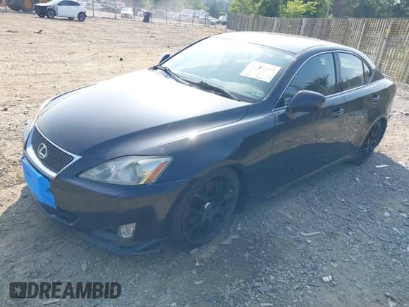 2008 Lexus IS 350 with VIN JTHBE262X85017335, listed as a IAAI auction lot 42484517 with 225,084 mi miles and . Bid and sale history available at DreamBid. Image 2.