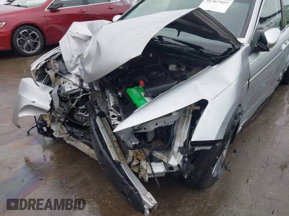 2012 Honda Accord EX z VIN 1HGCP2E72CA057259, wystawiony jako IAAI lot #41367957 z przebiegiem 121 585 mil mil oraz . Historia ofert i sprzedaży dostępna na DreamBid. Obrazek 6.