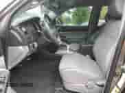 2012 Toyota Tacoma с VIN 3TMMU4FN0CM043738, выставлен на аукционе Copart как лот 81942235 с пробегом 134 867 миль миль и Списание • Salvage title. История ставок и продаж доступна на DreamBid. Изображение 7.