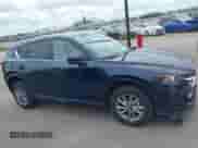 2024 Mazda CX-5 S Preferred z VIN JM3KFBCL2R0446390, wystawiony jako IAAI lot #42624381 z przebiegiem 21 293 mil mil oraz . Historia ofert i sprzedaży dostępna na DreamBid. Obrazek 14.