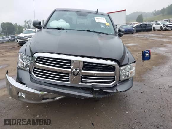 2017 Ram 1500 Big Horn z VIN 3C6RR7LT6HG688239, wystawiony jako IAAI lot #42849534 z przebiegiem 57 946 mil mil oraz . Historia ofert i sprzedaży dostępna na DreamBid. Obrazek 13.