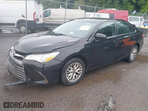 2017 Toyota Camry SE with VIN 4T1BF1FK7HU364549, listed as a IAAI auction lot 43304166 with 207,049 mi miles and . Bid and sale history available at DreamBid. Image 17.