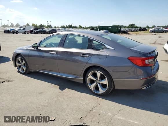 2018 Honda Accord Touring z VIN 1HGCV1F91JA004775, wystawiony jako Copart lot #71089465 z przebiegiem 28 780 mil mil oraz Szkoda całkowita • Salvage title. Historia ofert i sprzedaży dostępna na DreamBid. Obrazek 2.