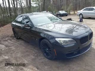 2013 BMW 7 Series 750i xDrive с VIN WBAYB6C59DD223947, выставлен на аукционе IAAI как лот 41585255 с пробегом Не указан миль и . История ставок и продаж доступна на DreamBid. Изображение 1.
