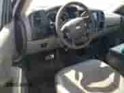 2012 Chevrolet Silverado 3500HD Work Truck z VIN 1GB3CZCG6CF184724, wystawiony jako Copart lot #52562015 z przebiegiem 182 833 mil mil oraz Czysty tytuł • Clean title. Historia ofert i sprzedaży dostępna na DreamBid. Obrazek 8.