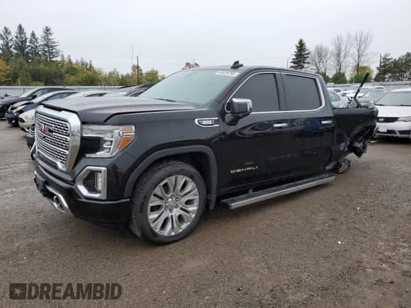 2021 GMC Sierra 1500 Denali z VIN 3GTU9FET4MG318735, wystawiony jako Copart lot #69029795 z przebiegiem 153 570 mil mil oraz Szkoda całkowita • Salvage title. Historia ofert i sprzedaży dostępna na DreamBid. Obrazek 1.
