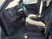 2000 Dodge Dakota Sport with VIN 1B7GL2AX5YS681561, listed as a Copart auction lot 82685694 with 193,024 mi miles and Clean title. Bid and sale history available at DreamBid. Image 7.