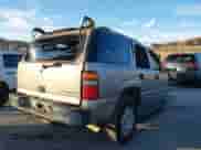 2003 Chevrolet Tahoe LS z VIN 1GNEC13T73J337859, wystawiony jako IAAI lot #41154422 z przebiegiem Nie podano mil oraz . Historia ofert i sprzedaży dostępna na DreamBid. Obrazek 4.