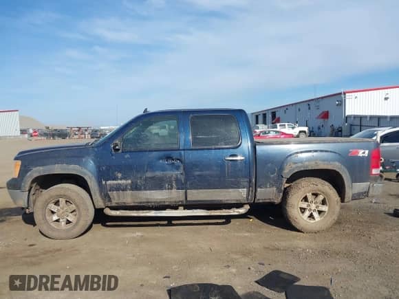 2007 GMC Sierra 1500 SLE1 с VIN 2GTEK13M471524254, выставлен на аукционе IAAI как лот 42046665 с пробегом 200 143 миль миль и . История ставок и продаж доступна на DreamBid. Изображение 14.