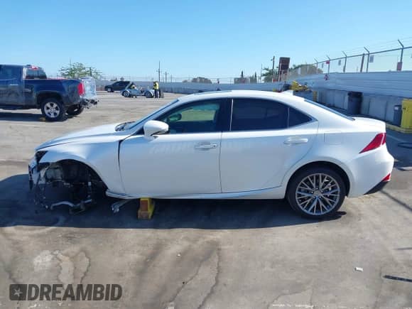 2014 Lexus IS 250 с VIN JTHBF1D27E5028623, выставлен на аукционе IAAI как лот 43145037 с пробегом 161 202 миль миль и . История ставок и продаж доступна на DreamBid. Изображение 15.