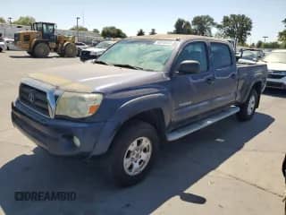2007 Toyota Tacoma PreRunner с VIN 5TEKU72N37Z426614, выставлен на аукционе Copart как лот 69318445 с пробегом 170 163 миль миль и Чистый • Clean title. История ставок и продаж доступна на DreamBid. Изображение 1.