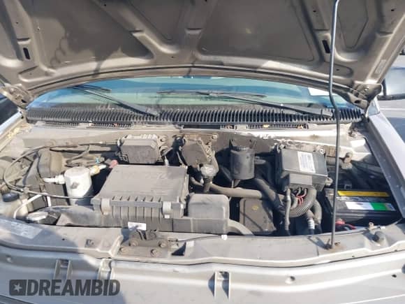 2005 Chevrolet Astro Cargo с VIN 1GCDM19X45B130922, выставлен на аукционе IAAI как лот 41196801 с пробегом 125 309 миль миль и . История ставок и продаж доступна на DreamBid. Изображение 10.