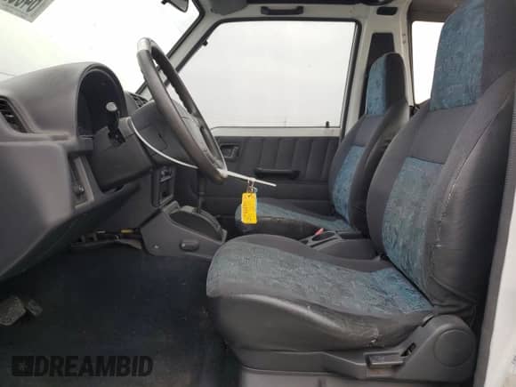 1996 Chevrolet Tracker z VIN 2CNBE1866T6918755, wystawiony jako Copart lot #64882835 z przebiegiem 886 440 mil mil oraz Czysty tytuł • Clean title. Historia ofert i sprzedaży dostępna na DreamBid. Obrazek 7.