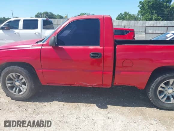 2001 Chevrolet Silverado 1500 с VIN 1GCEC14W71Z323427, выставлен на аукционе IAAI как лот 42363096 с пробегом 195 363 миль миль и . История ставок и продаж доступна на DreamBid. Изображение 6.