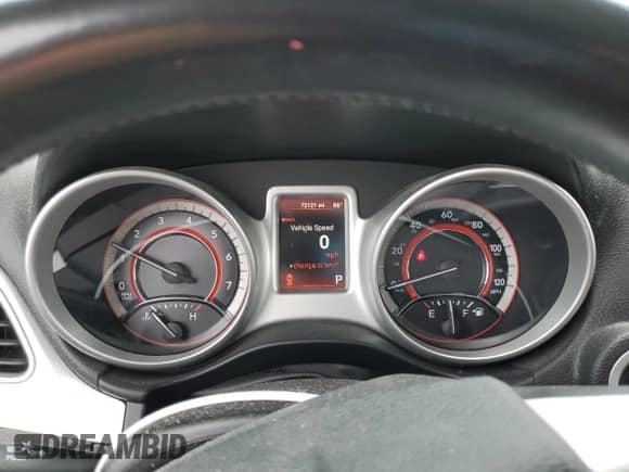 2014 Dodge Journey SXT with VIN 3C4PDCBG1ET270508, listed as a Copart auction lot 60978475 with 72,121 mi miles and Salvage title. Bid and sale history available at DreamBid. Image 9.