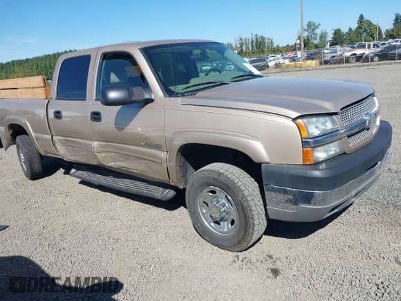 2004 Chevrolet Silverado 2500HD LS с VIN 1GCHK23U24F156776, выставлен на аукционе IAAI как лот 43290541 с пробегом 156 392 миль миль и . История ставок и продаж доступна на DreamBid. Изображение 1.