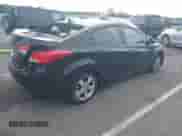 2011 Hyundai Elantra Limited с VIN KMHDH4AE1BU105794, выставлен на аукционе IAAI как лот 42760354 с пробегом 138 551 миль миль и . История ставок и продаж доступна на DreamBid. Изображение 4.