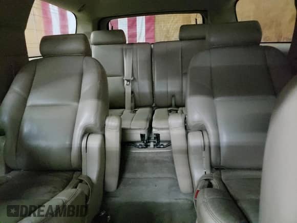 2010 Cadillac Escalade ESV Premium with VIN 1GYUKJEF4AR260567, listed as a Copart auction lot 57503165 with 347,994 mi miles and Clean title. Bid and sale history available at DreamBid. Image 10.