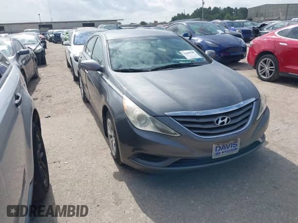 2011 Hyundai Sonata GLS with VIN 5NPEB4ACXBH125724, listed as a IAAI auction lot 42688782 with 113,599 mi miles and . Bid and sale history available at DreamBid. Image 1.