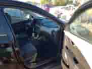 2018 Hyundai Kona SE z VIN KM8K12AA8JU088908, wystawiony jako IAAI lot #43112539 z przebiegiem 95 578 mil mil oraz . Historia ofert i sprzedaży dostępna na DreamBid. Obrazek 5.