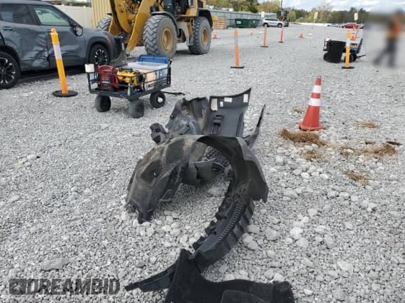 2012 Chrysler 300 with VIN 2C3CCAAG0CH209717, listed as a Copart auction lot 82214315 with 24,250 mi miles and Salvage title. Bid and sale history available at DreamBid. Image 12.