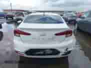 2019 Hyundai Elantra SEL с VIN 5NPD84LF1KH455379, выставлен на аукционе IAAI как лот 43441446 с пробегом 165 224 миль миль и . История ставок и продаж доступна на DreamBid. Изображение 16.