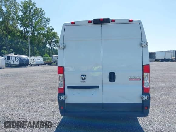 2018 Ram ProMaster Cargo с VIN 3C6URVJG5JE108243, выставлен на аукционе IAAI как лот 42535514 с пробегом 75 162 миль миль и . История ставок и продаж доступна на DreamBid. Изображение 16.