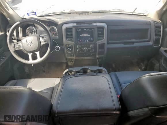 2021 Ram 1500 Tradesman z VIN 3C6RR7KG1MG685666, wystawiony jako Copart lot #84010185 z przebiegiem 79 781 mil mil oraz Czysty tytuł • Clean title. Historia ofert i sprzedaży dostępna na DreamBid. Obrazek 8.