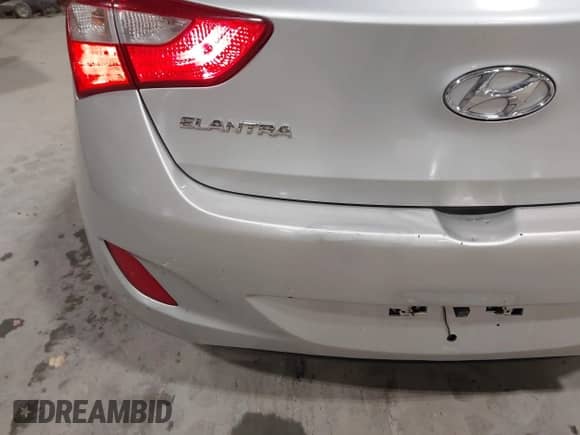 2013 Hyundai Elantra с VIN KMHD35LE2DU034867, выставлен на аукционе IAAI как лот 43486001 с пробегом 171 647 миль миль и . История ставок и продаж доступна на DreamBid. Изображение 15.