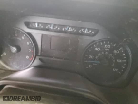 2017 Ford F-150 XL z VIN 1FTMF1C82HKC52002, wystawiony jako Copart lot #84726465 z przebiegiem Nie podano mil oraz Szkoda całkowita • Salvage title. Historia ofert i sprzedaży dostępna na DreamBid. Obrazek 9.