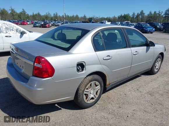 2008 Chevrolet Malibu Classic LS 1FL с VIN 1G1ZS58F58F124693, выставлен на аукционе IAAI как лот 42133453 с пробегом 184 578 миль миль и . История ставок и продаж доступна на DreamBid. Изображение 4.