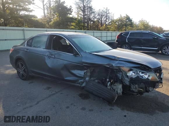 2011 Honda Accord LX с VIN 1HGCP2F37BA013297, выставлен на аукционе Copart как лот 81965525 с пробегом 105 654 миль миль и Списание • Salvage title. История ставок и продаж доступна на DreamBid. Изображение 4.