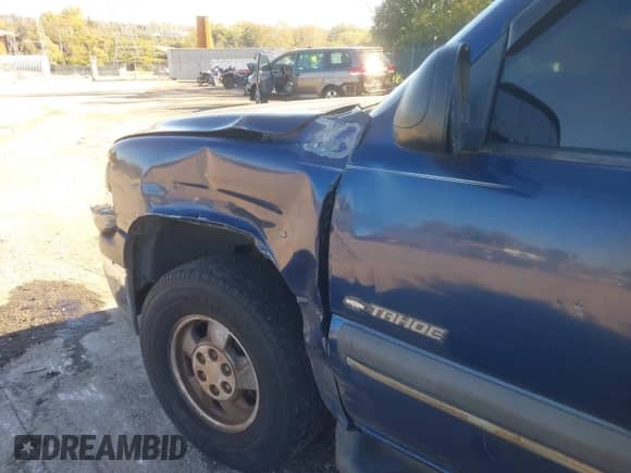 2002 Chevrolet Tahoe LT with VIN 1GNEK13Z32J186881, listed as a IAAI auction lot 43555639 with Not provided miles and . Bid and sale history available at DreamBid. Image 13.
