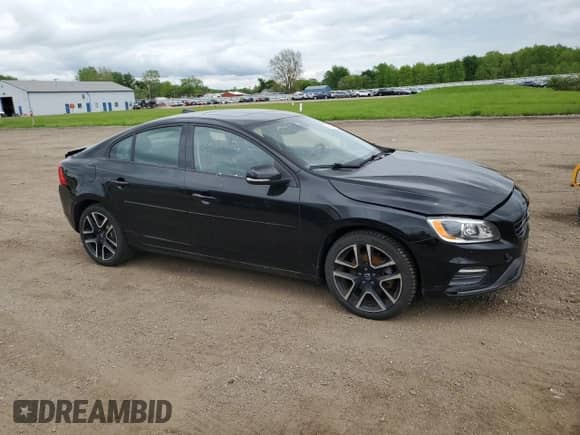 2018 Volvo S60 Dynamic с VIN YV126MFL8J2456490, выставлен на аукционе Copart как лот 56557475 с пробегом 70 224 миль миль и Списание • Salvage title. История ставок и продаж доступна на DreamBid. Изображение 4.