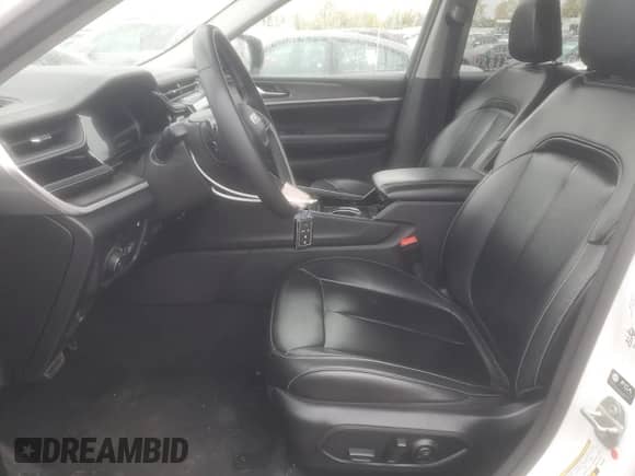 2023 Jeep Grand Cherokee with VIN 1C4RJYB67PC626223, listed as a Copart auction lot 90239685 with 58,079 mi miles and Clean title. Bid and sale history available at DreamBid. Image 7.