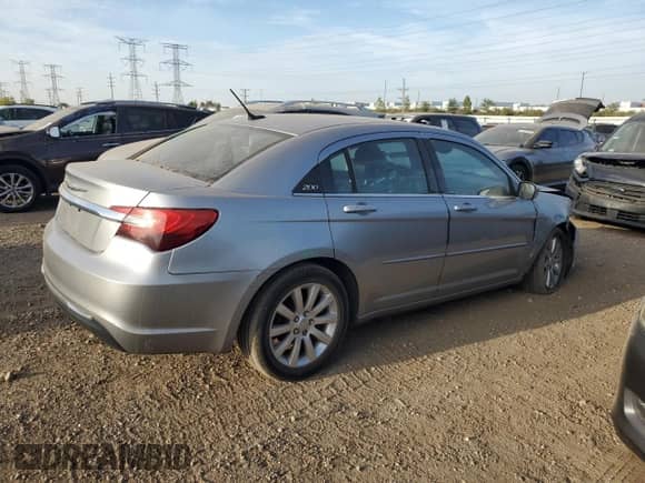 2013 Chrysler 200 Touring with VIN 1C3CCBBG7DN704056, listed as a Copart auction lot 81915575 with 142,327 mi miles and Salvage title. Bid and sale history available at DreamBid. Image 3.