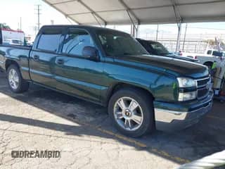 2006 Chevrolet Silverado 1500 LT1 z VIN 2GCEC13T361155292, wystawiony jako IAAI lot #43166824 z przebiegiem 179 643 mil mil oraz . Historia ofert i sprzedaży dostępna na DreamBid. Obrazek 1.