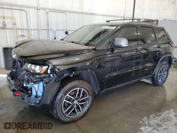2017 Jeep Grand Cherokee Trailhawk z VIN 1C4RJFLG8HC630777, wystawiony jako Copart lot #81770235 z przebiegiem 78 773 mil mil oraz Szkoda całkowita • Salvage title. Historia ofert i sprzedaży dostępna na DreamBid. Obrazek 1.