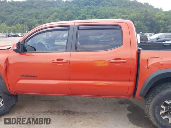 2017 Toyota Tacoma SR5 with VIN 3TMCZ5AN3HM115839, listed as a IAAI auction lot 42834889 with 100,600 mi miles and . Bid and sale history available at DreamBid. Image 15.