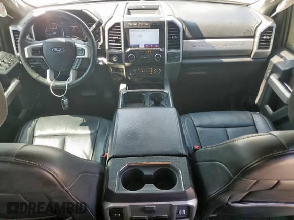 2020 Ford F-250 XL с VIN 1FT8W2BT5LED15839, выставлен на аукционе Copart как лот 72069975 с пробегом 135 026 миль миль и Списание • Salvage title. История ставок и продаж доступна на DreamBid. Изображение 8.