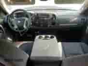 2009 Chevrolet Silverado 1500 LT z VIN 3GCEK23M99G138283, wystawiony jako Copart lot #84550385 z przebiegiem 383 702 mil mil oraz Szkoda całkowita • Salvage title. Historia ofert i sprzedaży dostępna na DreamBid. Obrazek 8.