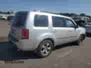 2009 Honda Pilot Touring with VIN 5FNYF48829B024561, listed as a Copart auction lot 66168365 with 150,536 mi miles and Salvage title. Bid and sale history available at DreamBid. Image 3.