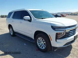 2025 Chevrolet Tahoe LT z VIN 1GNS5NRD5SR206031, wystawiony jako IAAI lot #43214210 z przebiegiem 18 166 mil mil oraz . Historia ofert i sprzedaży dostępna na DreamBid. Obrazek 1.