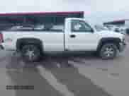 2002 GMC Sierra 1500 SLE z VIN 1GTEK14T12Z313681, wystawiony jako IAAI lot #43052983 z przebiegiem Nie podano mil oraz . Historia ofert i sprzedaży dostępna na DreamBid. Obrazek 13.