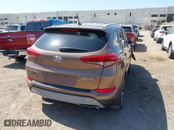 2017 Hyundai Tucson Limited с VIN KM8J33A28HU390780, выставлен на аукционе IAAI как лот 42708527 с пробегом 92 370 миль миль и . История ставок и продаж доступна на DreamBid. Изображение 4.