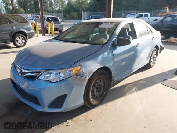 2012 Toyota Camry L with VIN 4T1BF1FK3CU553529, listed as a IAAI auction lot 43260130 with 77,334 mi miles and . Bid and sale history available at DreamBid. Image 17.