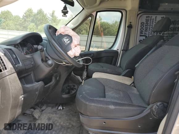 2021 Ram ProMaster Cargo с VIN 3C6LRVNG8ME506671, выставлен на аукционе Copart как лот 61089325 с пробегом 41 881 миль миль и Списание • Salvage title. История ставок и продаж доступна на DreamBid. Изображение 7.