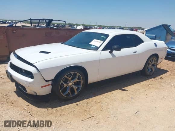 2016 Dodge Challenger SXT with VIN 2C3CDZAG4GH201752, listed as a IAAI auction lot 42930756 with 172,199 mi miles and . Bid and sale history available at DreamBid. Image 2.